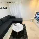 Cozy & Self-Entry